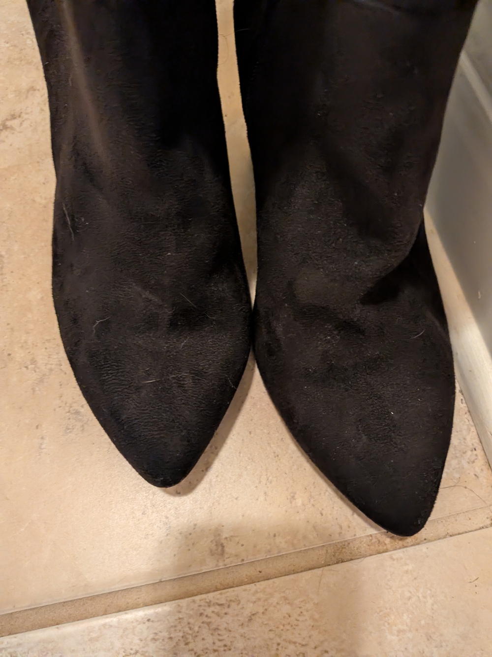 Women's Black Suede Knee-high Block Heel Boots - Picture 5 of 6